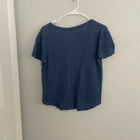 Vineyard Vines Linen Top - Picture 2 of 4